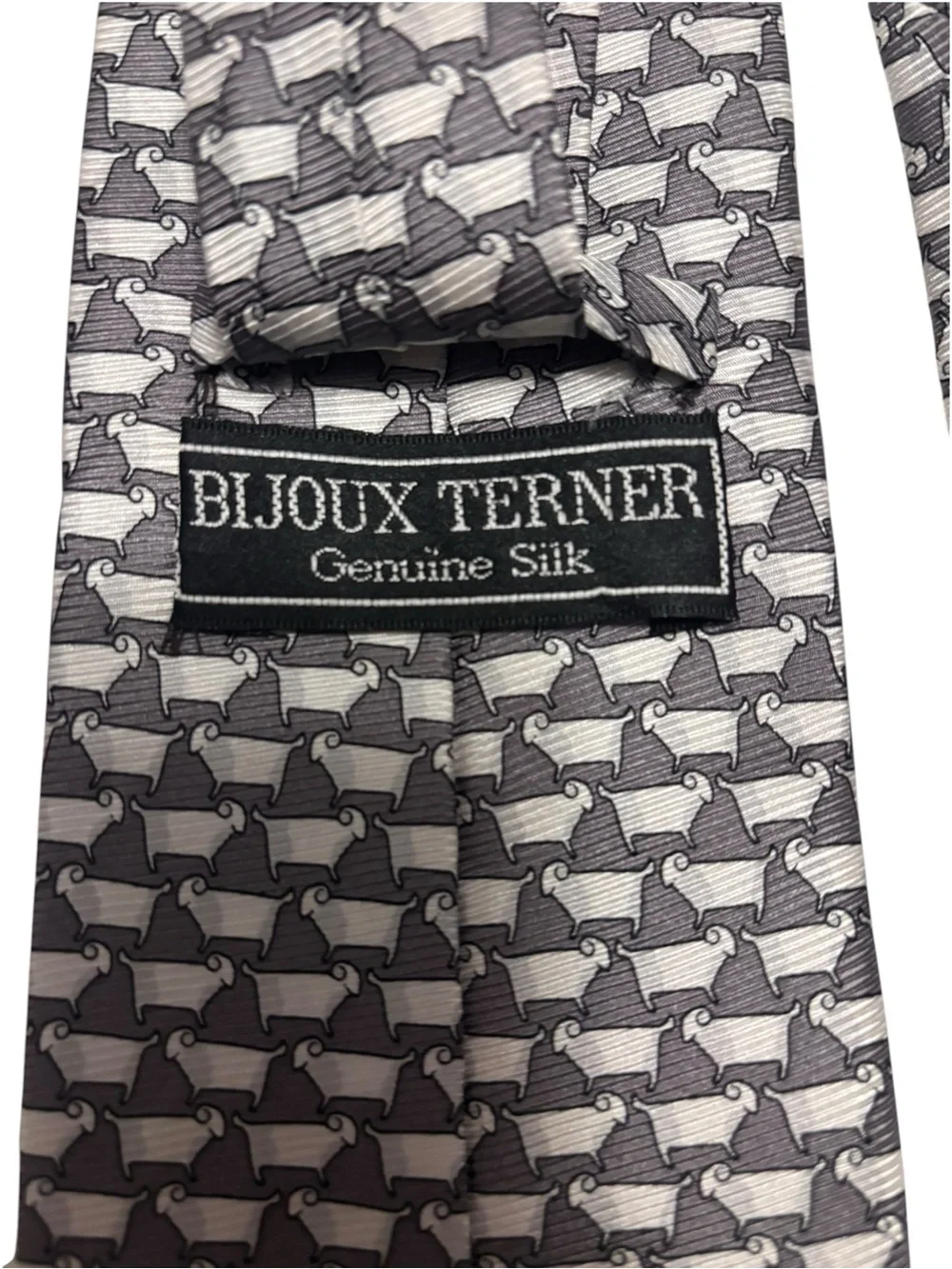 Bijoux Terner Silver and Gray Ram Pattern Men's Silk Tie